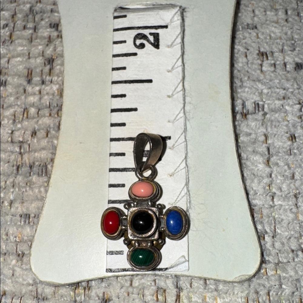 Multicolor Stone Pendant - Picture 2 of 3